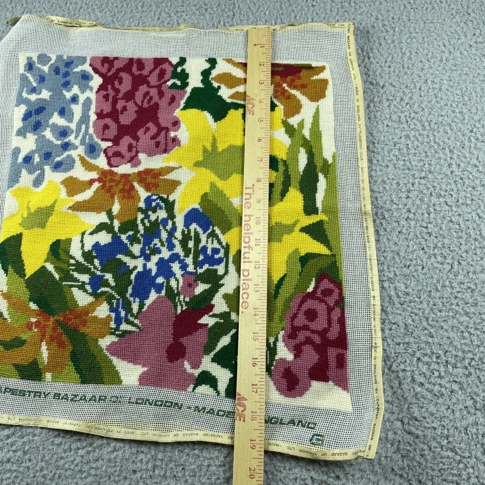 VTG Needlepoint Tapestry Bazaar of London 18